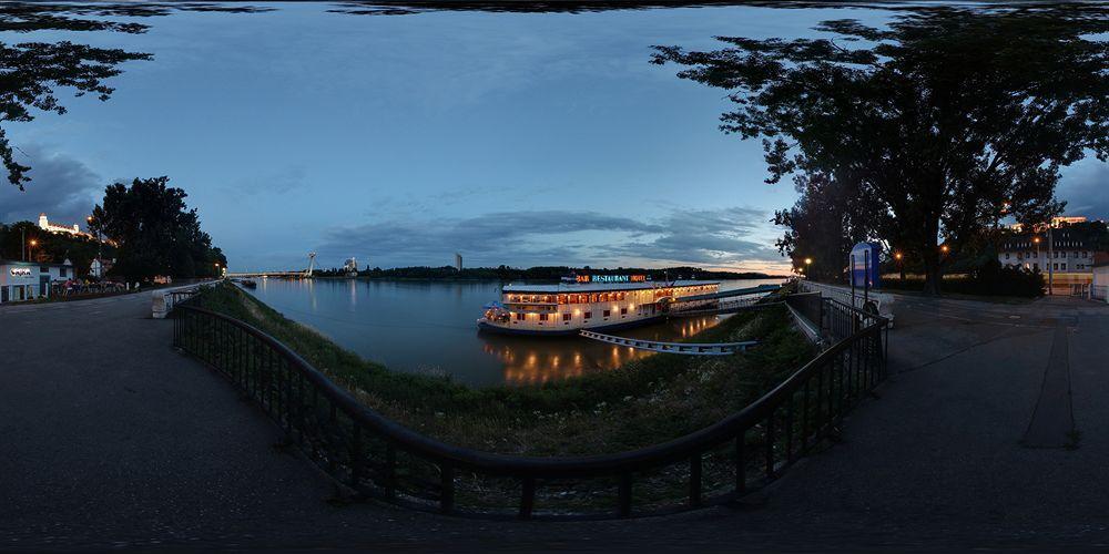 Botel Marina Братислава Экстерьер фото