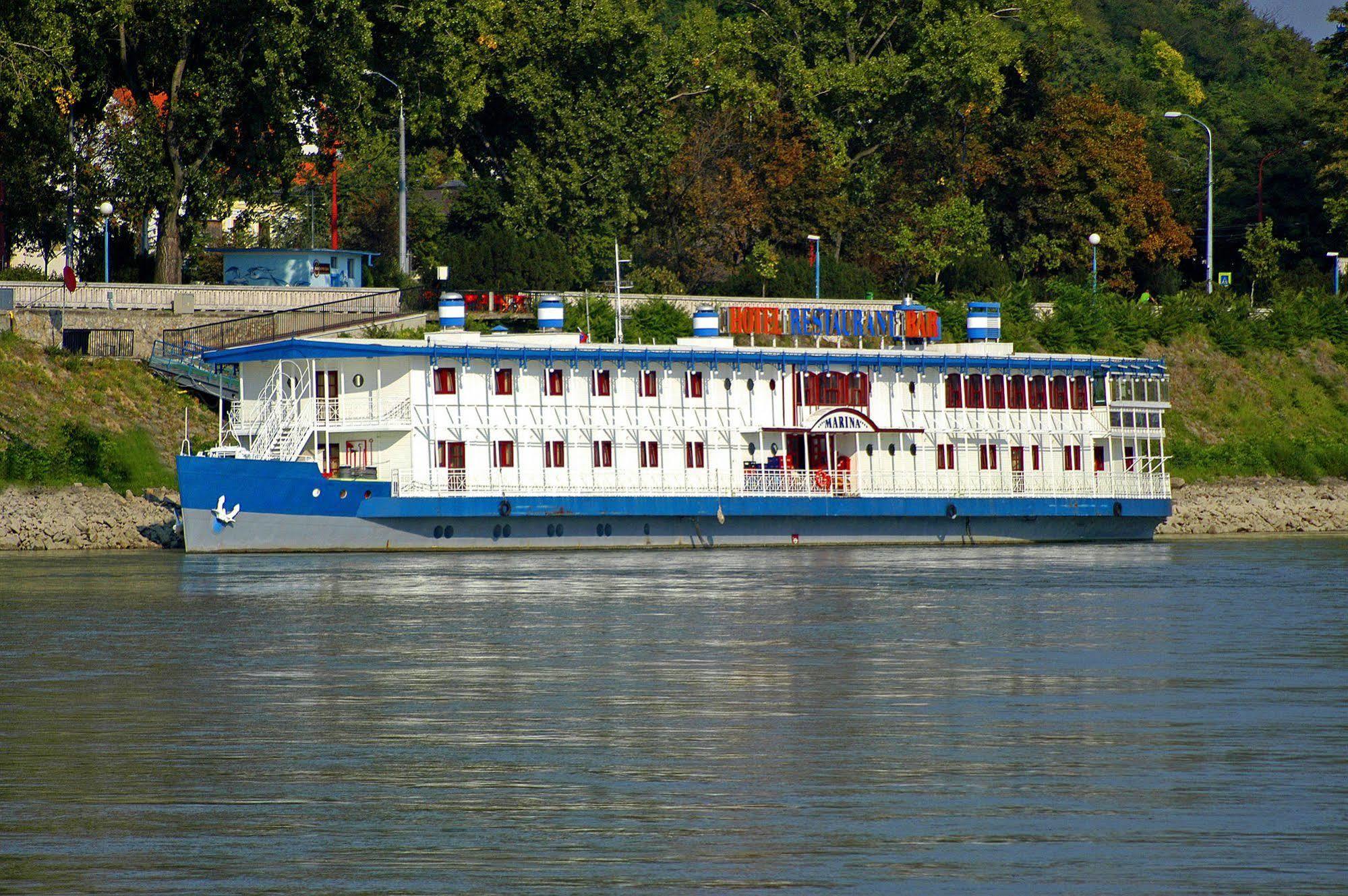 Botel Marina Братислава Экстерьер фото